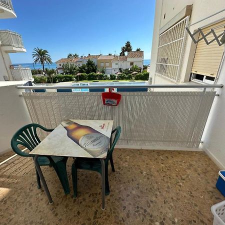 Apartamento En Complejo Residencial Con Piscina Y Garaje Frente Al Mar บาเลนเซีย ภายนอก รูปภาพ